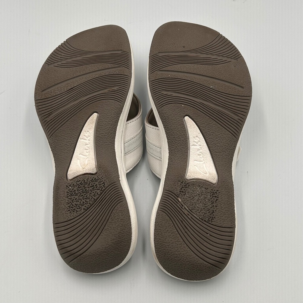Clarks Cloudsteppers Thong Flip Flop Sandals Womens 7M Beach Athleisure - Picture 6 of 7